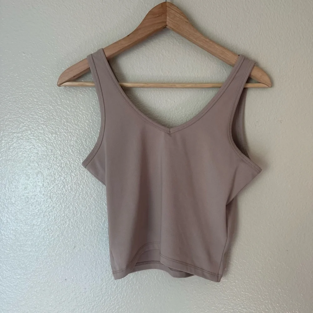 ❇️Hollister Women's Beige Tank Top 2 for $22❇️ - Picture 3 of 3